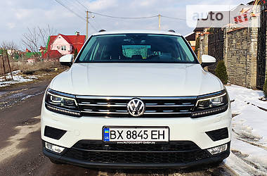 Volkswagen Tiguan   2016