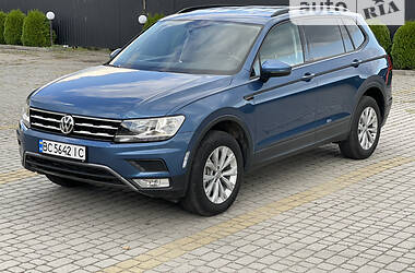 Volkswagen Tiguan S 4MOTION 2020