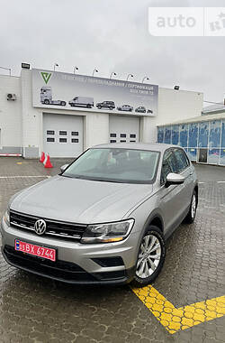 Volkswagen Tiguan  2016