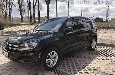 Volkswagen Tiguan  2012