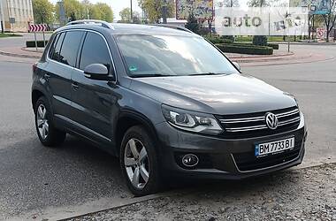 Volkswagen Tiguan  2012