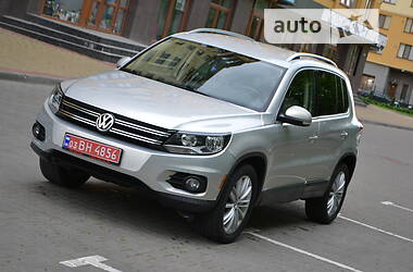 Volkswagen Tiguan  2012