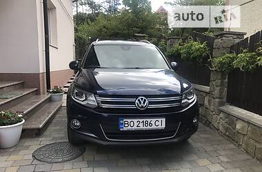 Volkswagen Tiguan  2015