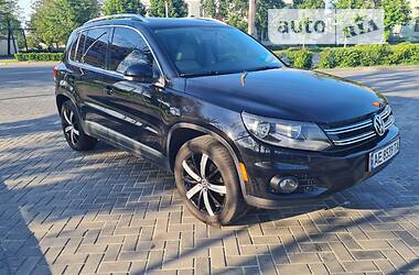 Volkswagen Tiguan  2012