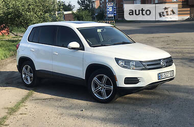 Volkswagen Tiguan  2012