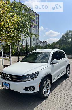 Volkswagen Tiguan  2016