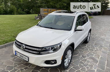 Volkswagen Tiguan  2013