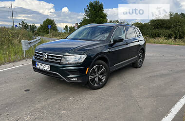 Volkswagen Tiguan SEL 2019