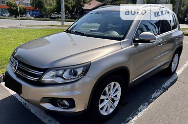 Volkswagen Tiguan  2013