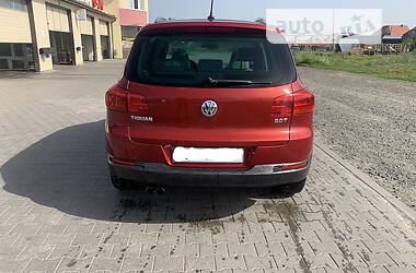 Volkswagen Tiguan  2009