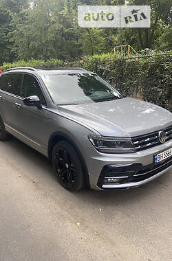 Volkswagen Tiguan SELRLine 2020