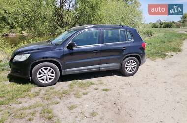 Volkswagen Tiguan  2009