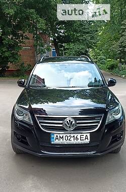 Volkswagen Tiguan  2009