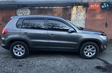Volkswagen Tiguan 2010