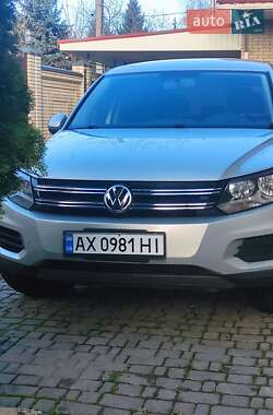 Volkswagen Tiguan  2014