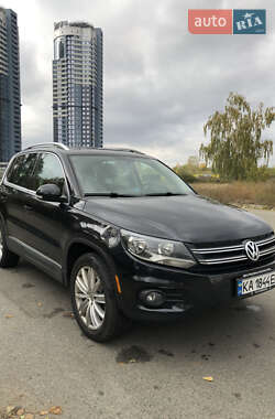 Volkswagen Tiguan  2012