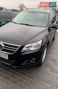 Volkswagen Tiguan  2008