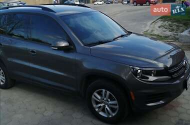 Volkswagen Tiguan 2015
