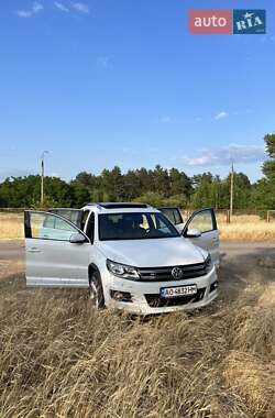 Volkswagen Tiguan  2015