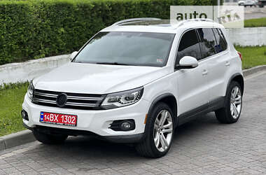 Volkswagen Tiguan  2012