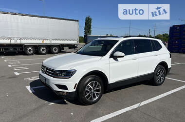 Volkswagen Tiguan  2018