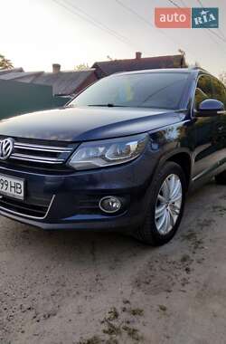 Volkswagen Tiguan 2015