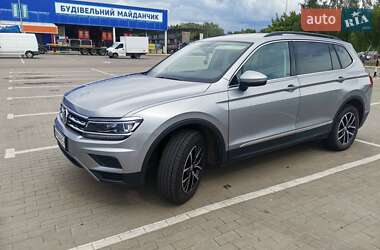Volkswagen Tiguan  2020