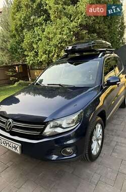 Volkswagen Tiguan  2012