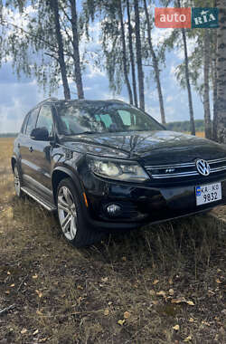 Volkswagen Tiguan  2012