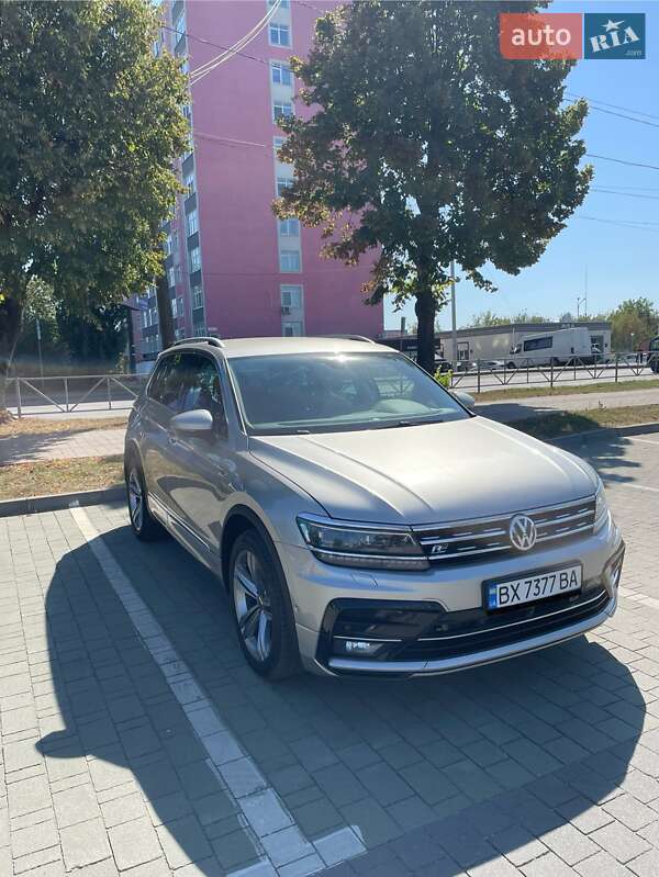 Volkswagen Tiguan 2020 року в Хмельницьку