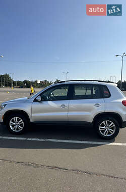 Volkswagen Tiguan 2014