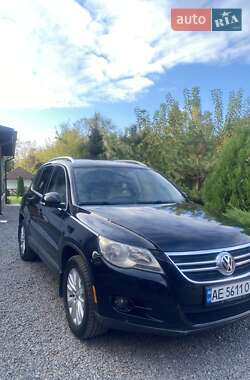 Volkswagen Tiguan  2008