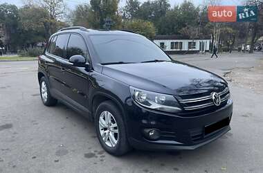 Volkswagen Tiguan  2014