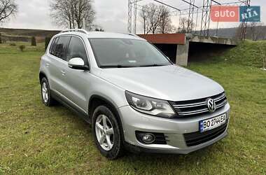 Volkswagen Tiguan  2012