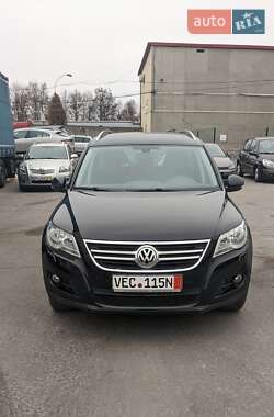 Volkswagen Tiguan 2011