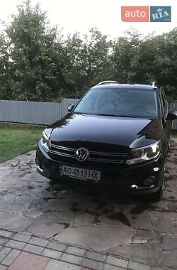 Volkswagen Tiguan  2012