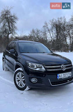 Volkswagen Tiguan  2016