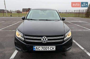 Volkswagen Tiguan  2012