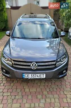 Volkswagen Tiguan  2012