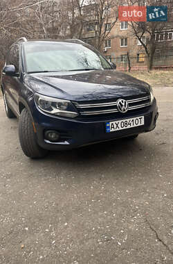 Volkswagen Tiguan  2011