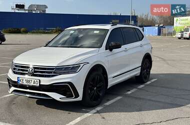 Volkswagen Tiguan  2021
