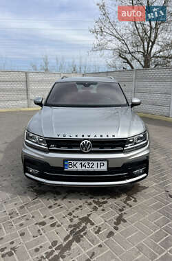 Volkswagen Tiguan  2018
