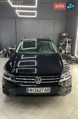 Volkswagen Tiguan  2018