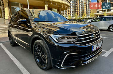 Volkswagen Tiguan  2022