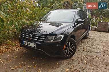 Volkswagen Tiguan  2021