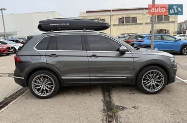 Volkswagen Tiguan  2018