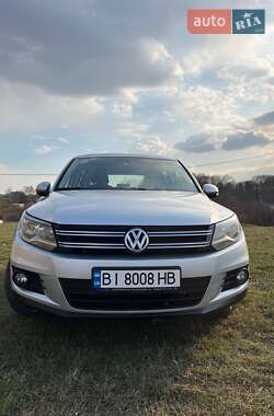 Volkswagen Tiguan  2011