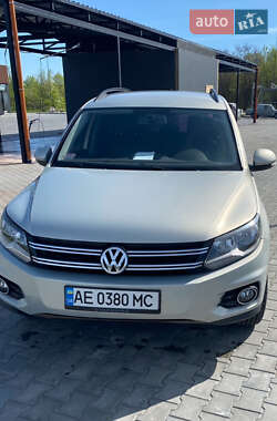 Volkswagen Tiguan  2014