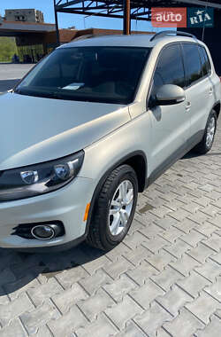 Volkswagen Tiguan  2014