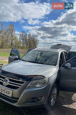 Volkswagen Tiguan  2008
